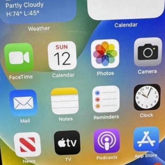 iPhone 12 MAX PRO PREOWNED 512G UNLOCKED MINOR WEAR BUT BEEN IN CASE - Picture 4 of 7